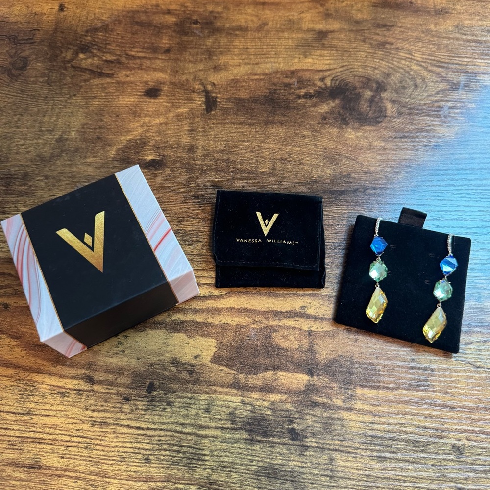 NWT Vanessa Williams Faceted Glass Drop‎ Earrings